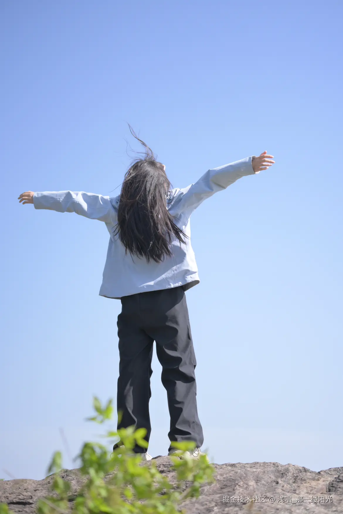 浅唱_那一缕阳光于2025-04-24 09:06发布的图片