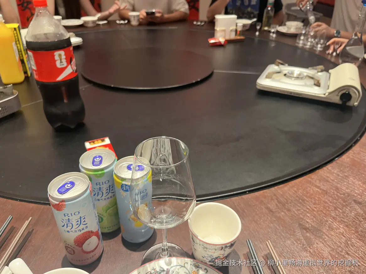 柳小里畅游虚拟世界的挖掘机于2026-08-07 15:52发布的图片