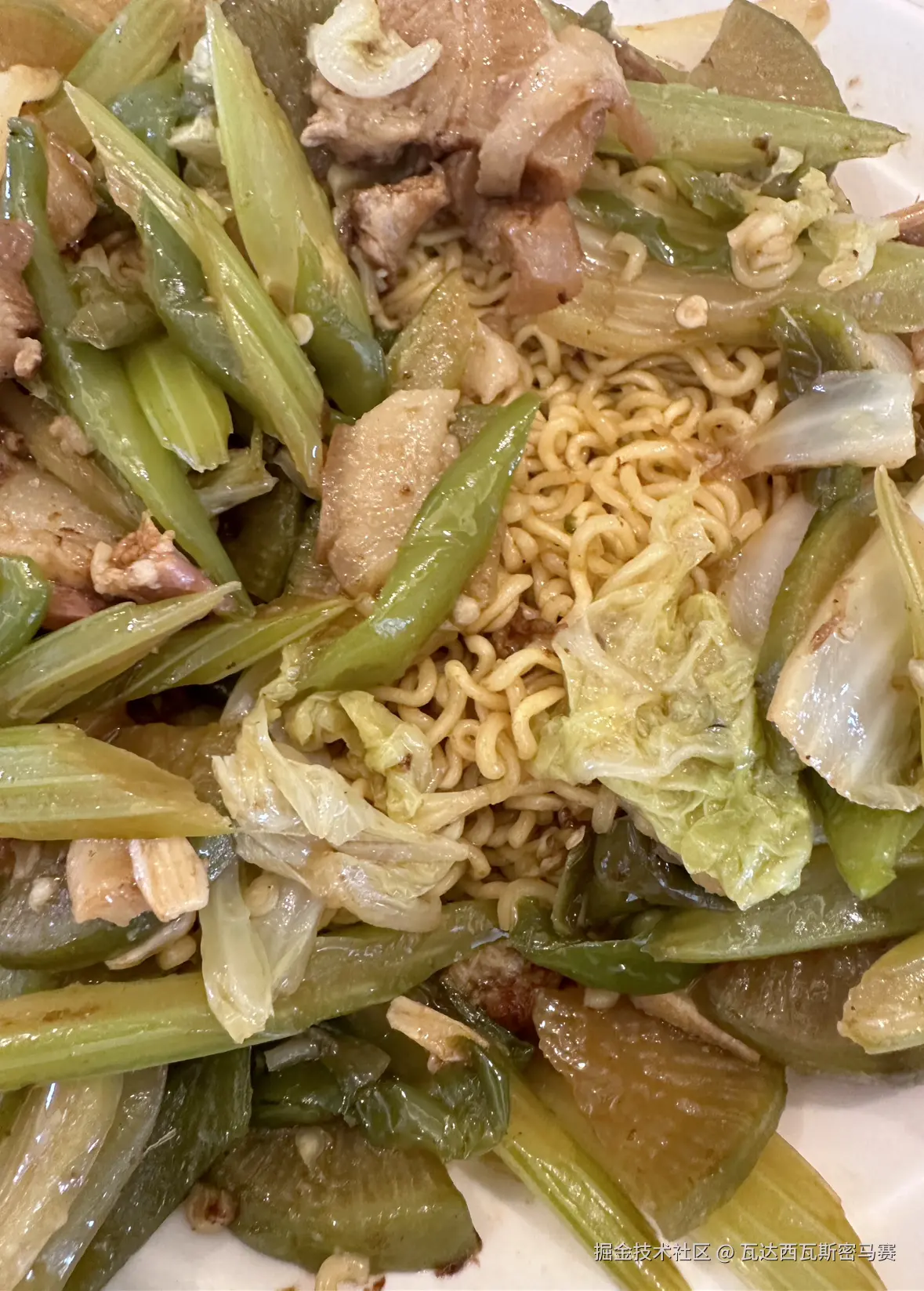 瓦达西瓦斯密马赛于2025-10-14 12:10发布的图片