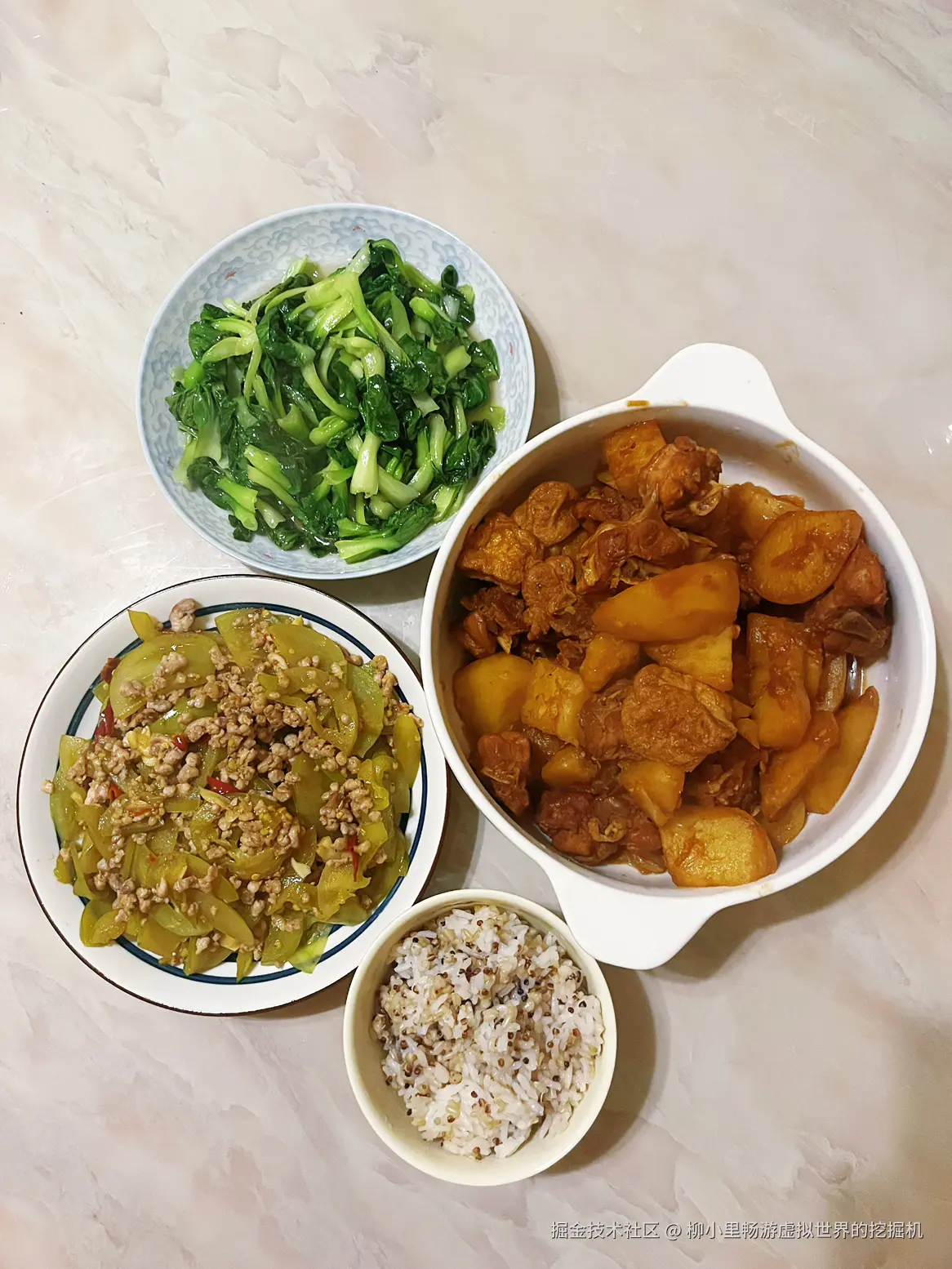 柳小里畅游虚拟世界的挖掘机于2026-08-11 08:36发布的图片