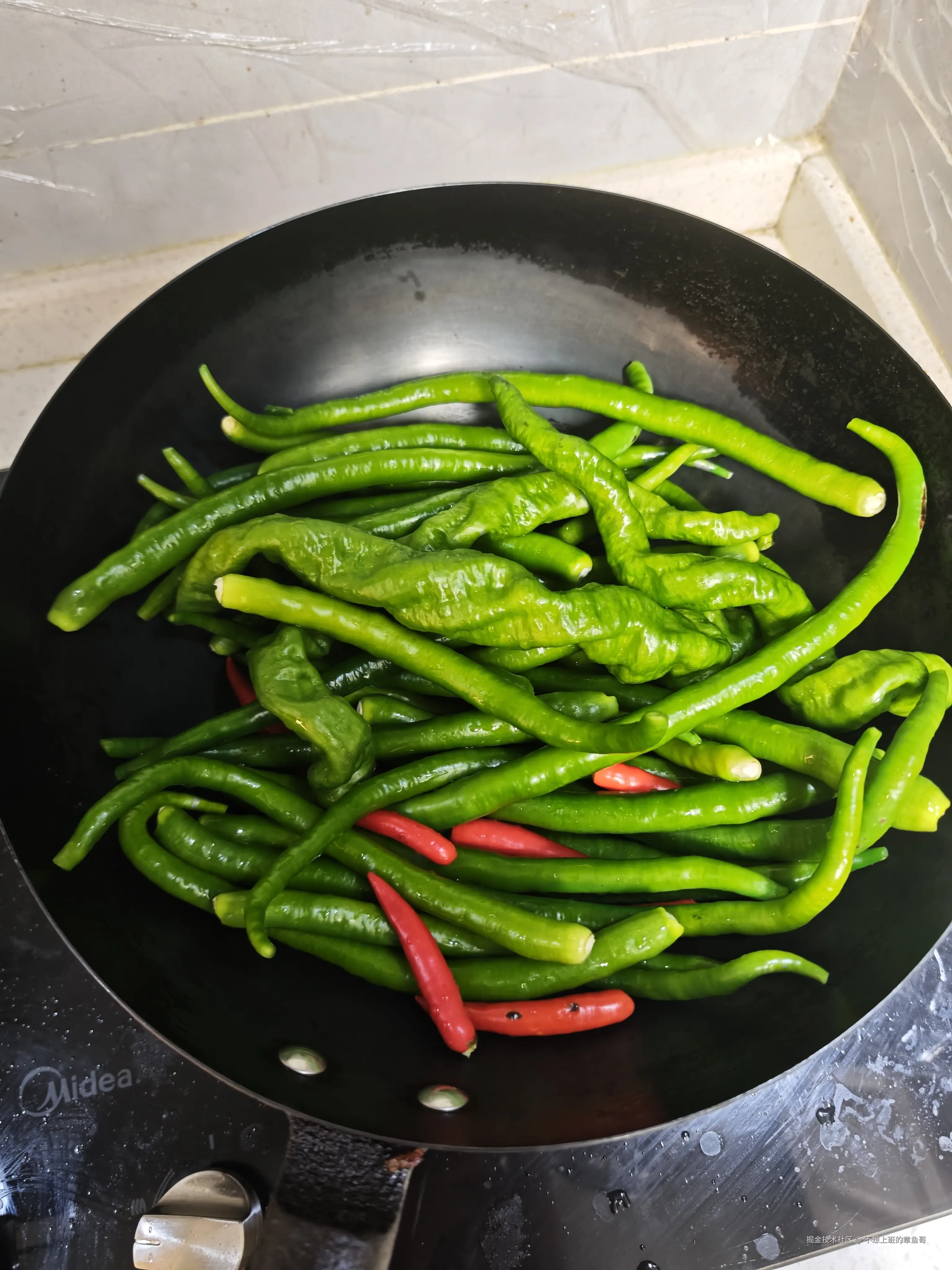 不想上班的章鱼哥于2025-11-10 14:00发布的图片