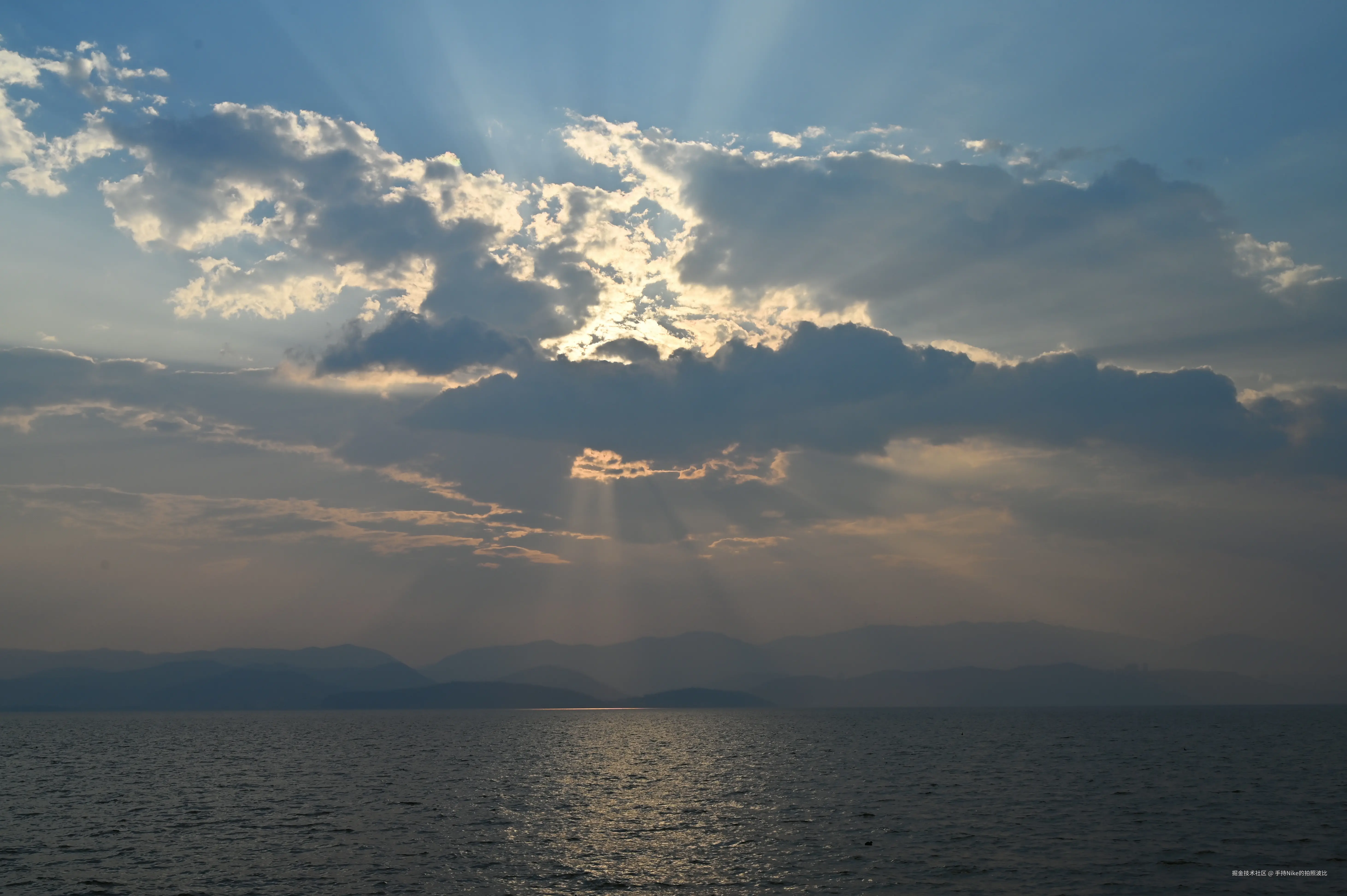 手持Nike的拍照波比于2025-04-07 15:02发布的图片