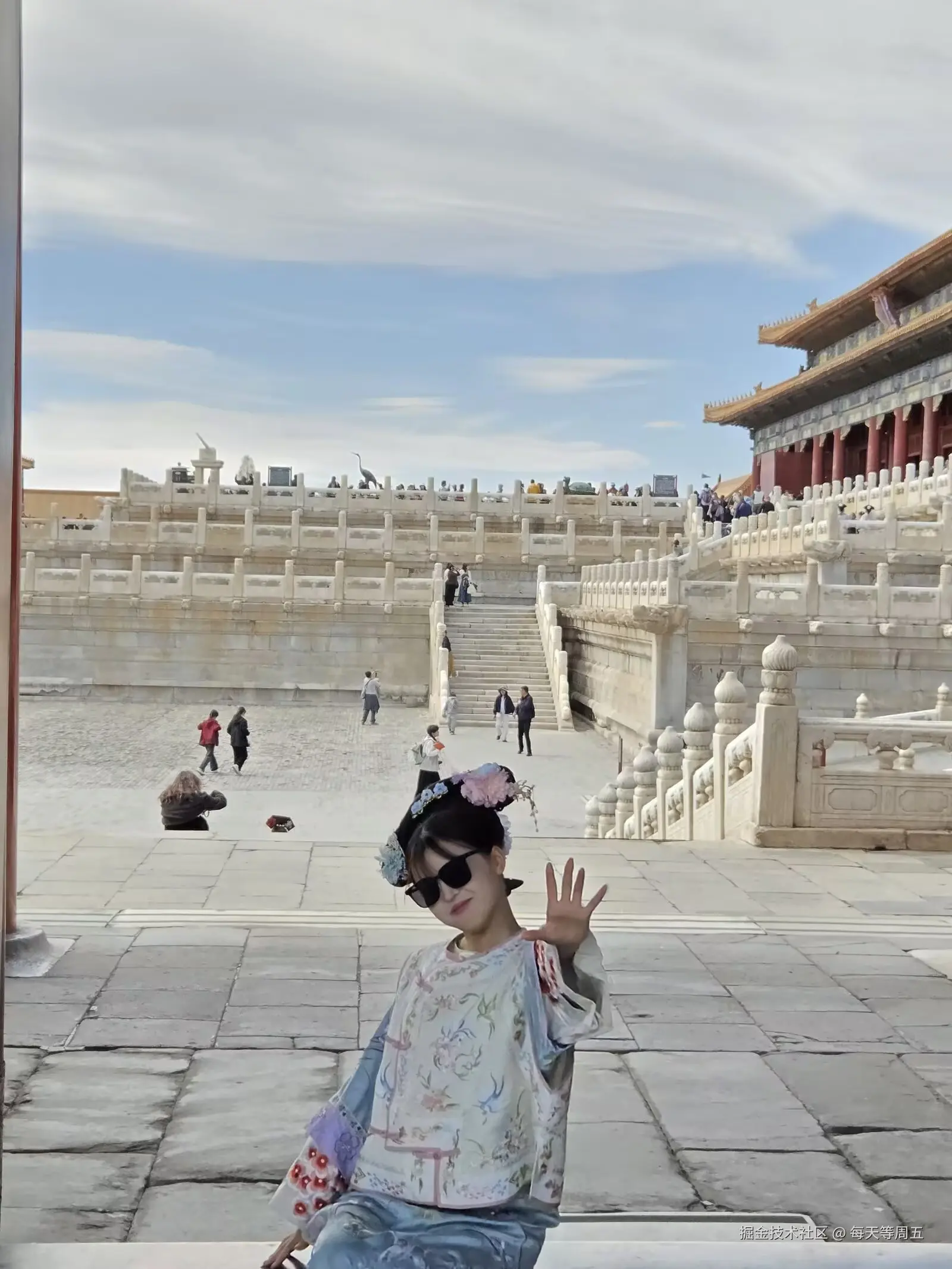 每天等周五于2025-04-07 10:41发布的图片