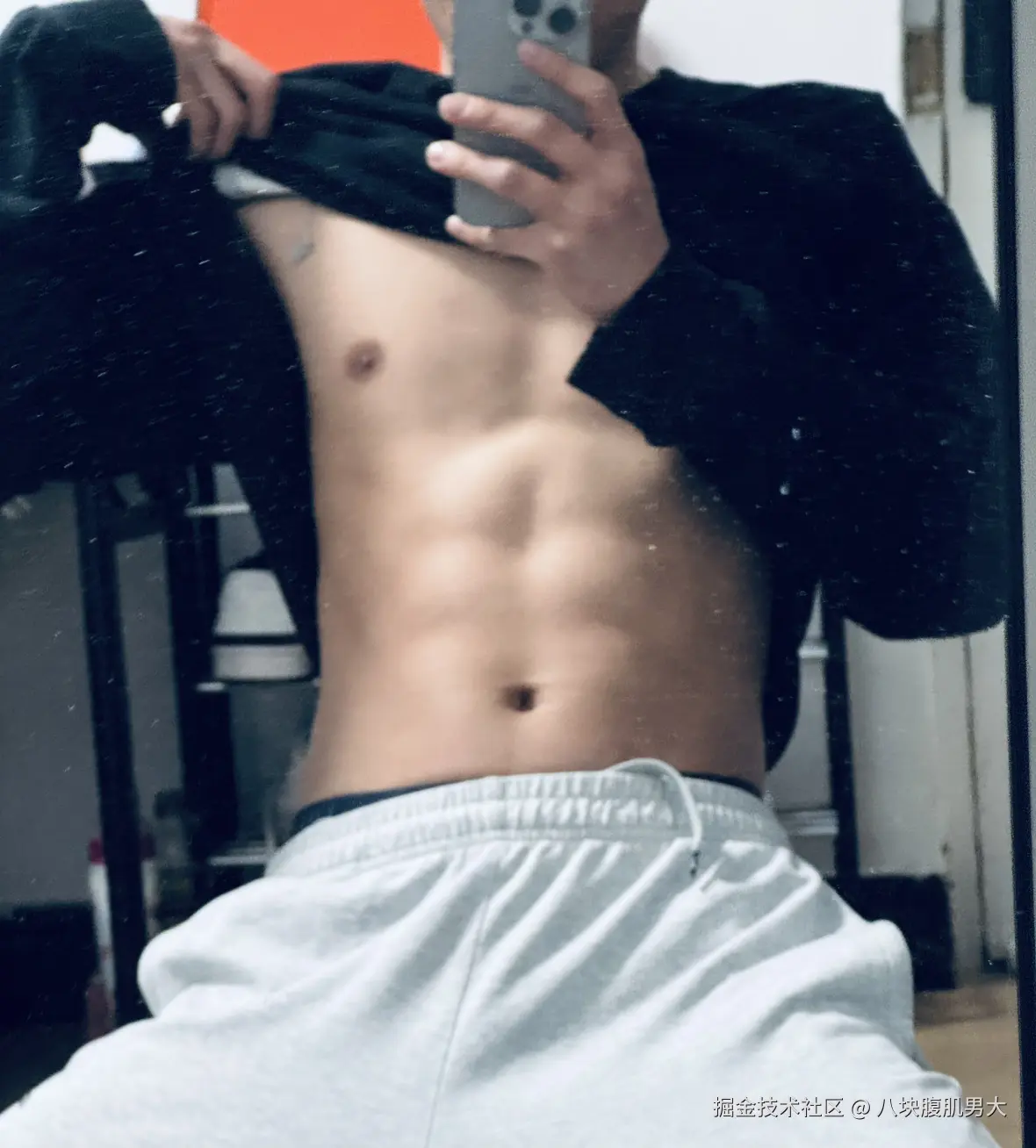 八块腹肌男大于2025-03-05 10:55发布的图片