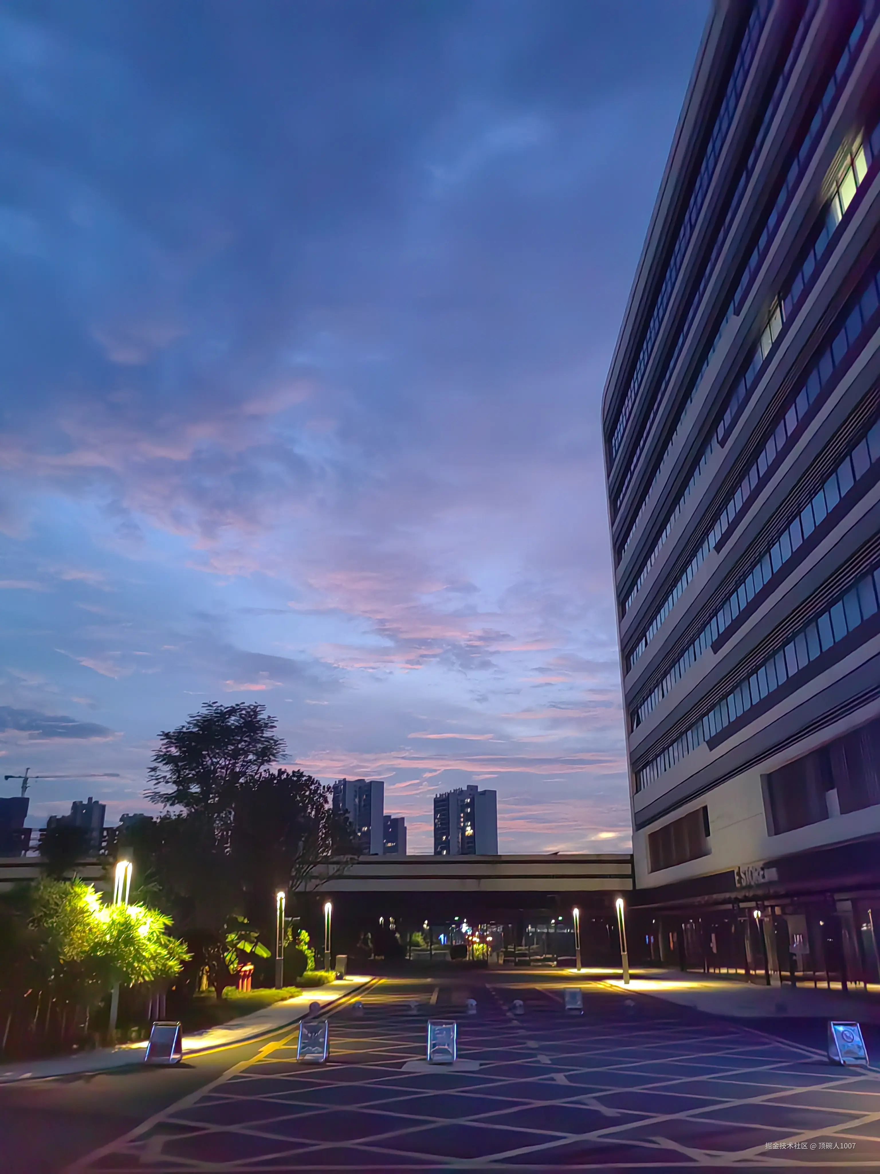 顶碗人1007于2025-01-02 00:01发布的图片