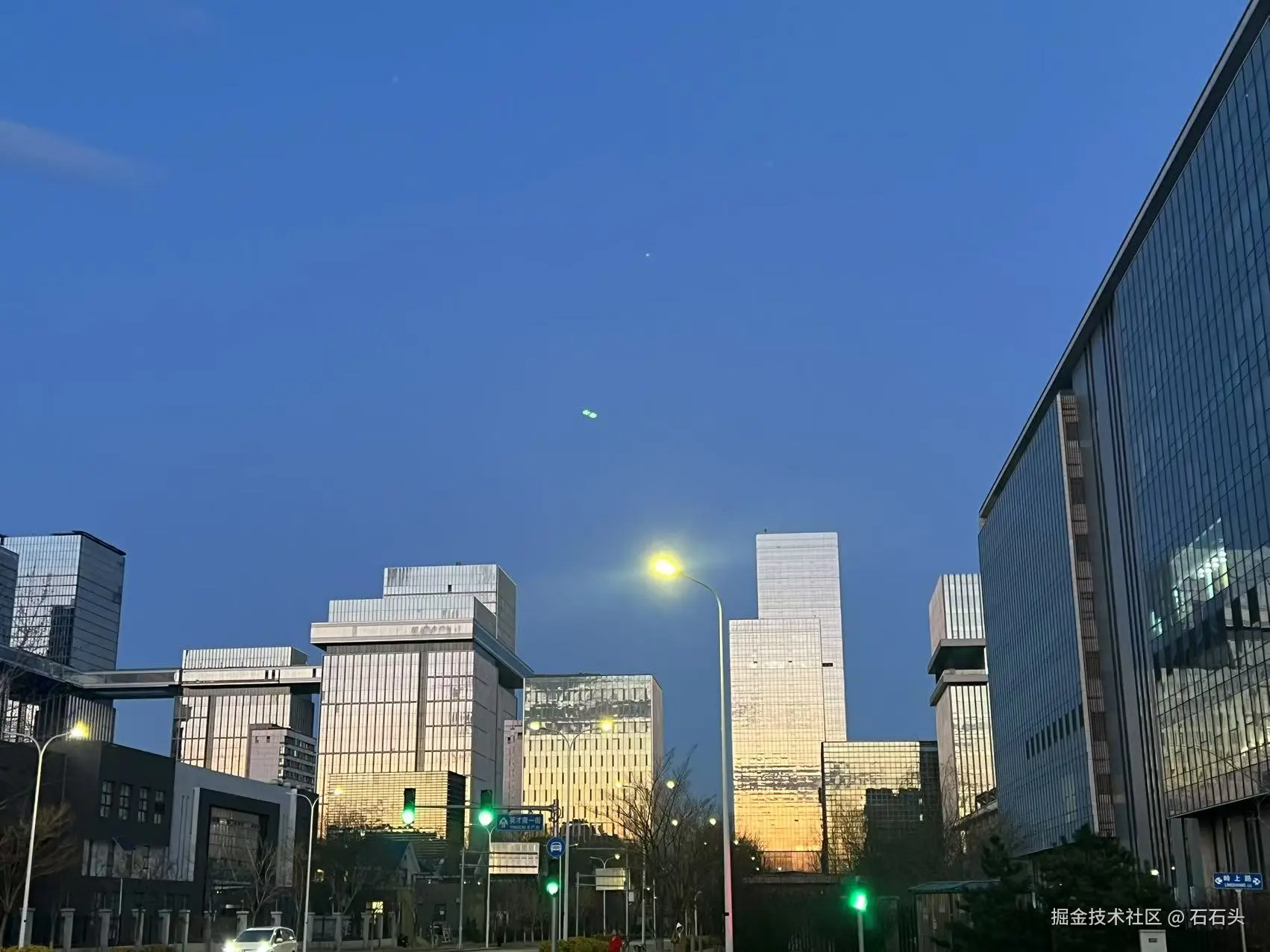 石石头于2025-03-19 01:32发布的图片