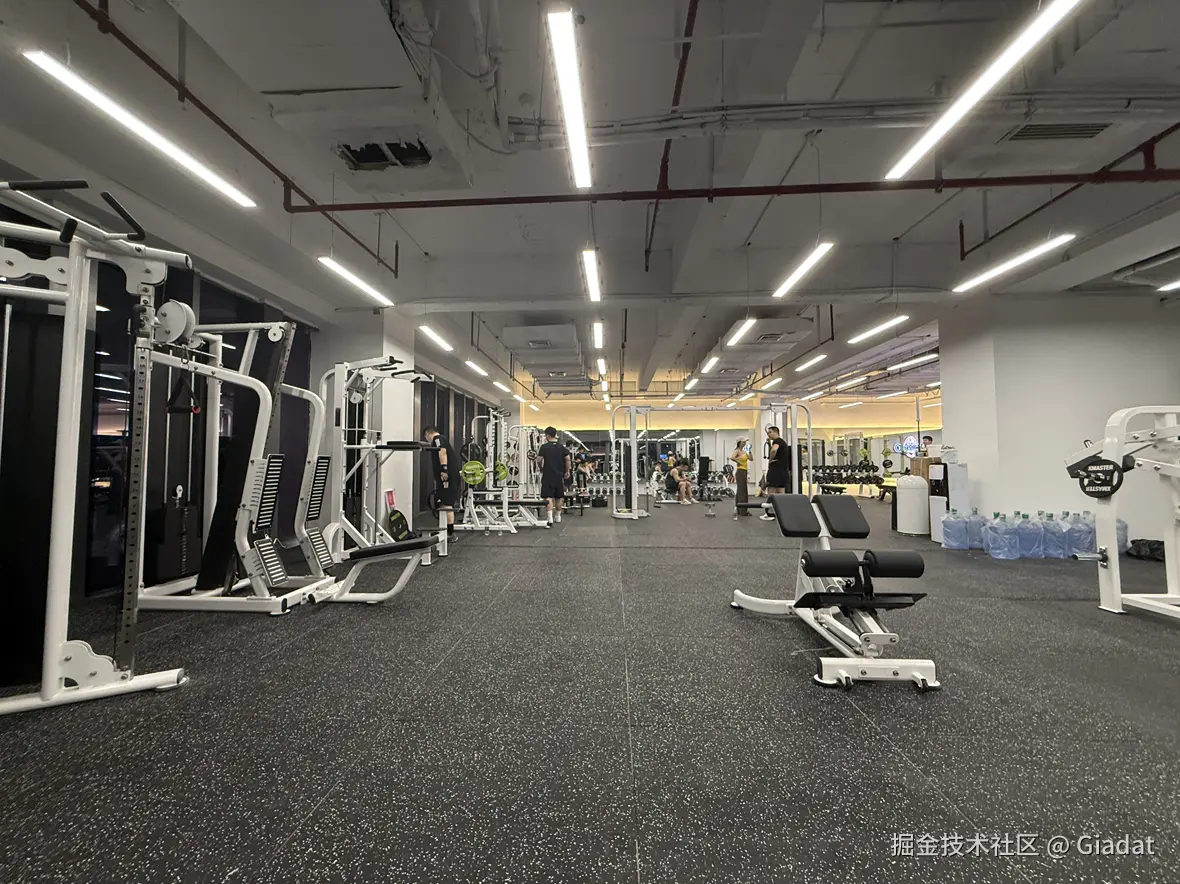 Giadat于2025-11-25 10:01发布的图片