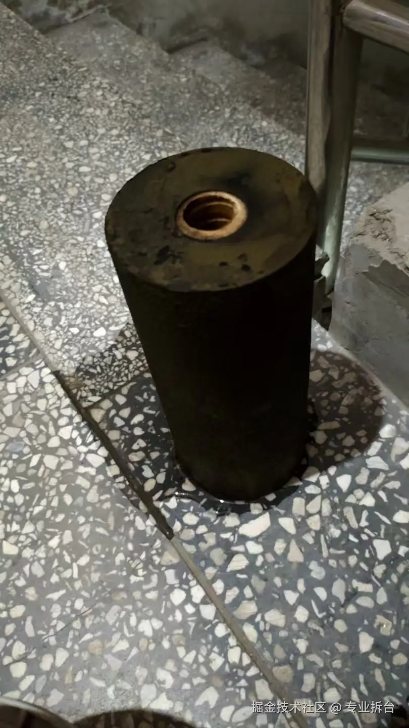 专业拆台于2025-10-15 09:59发布的图片