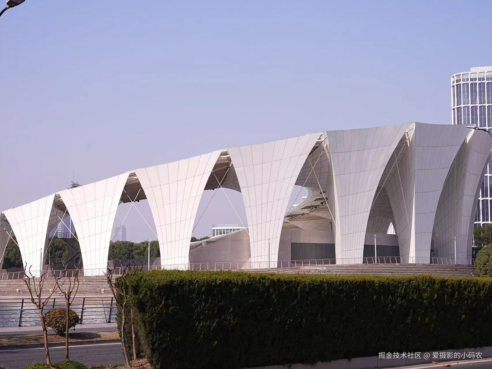 爱摄影的小码农于2024-12-24 09:54发布的图片