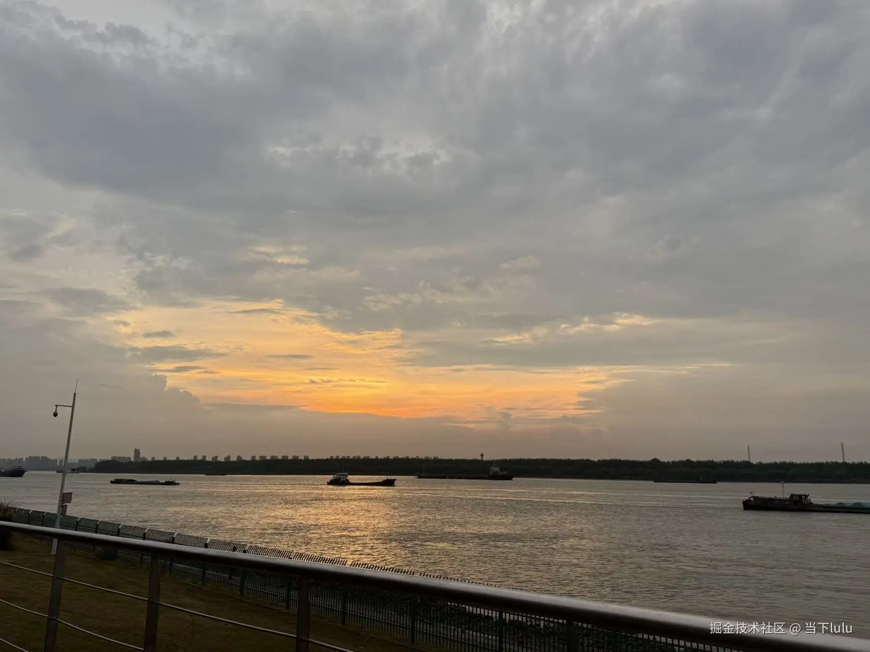 当下lulu于2025-09-01 15:16发布的图片