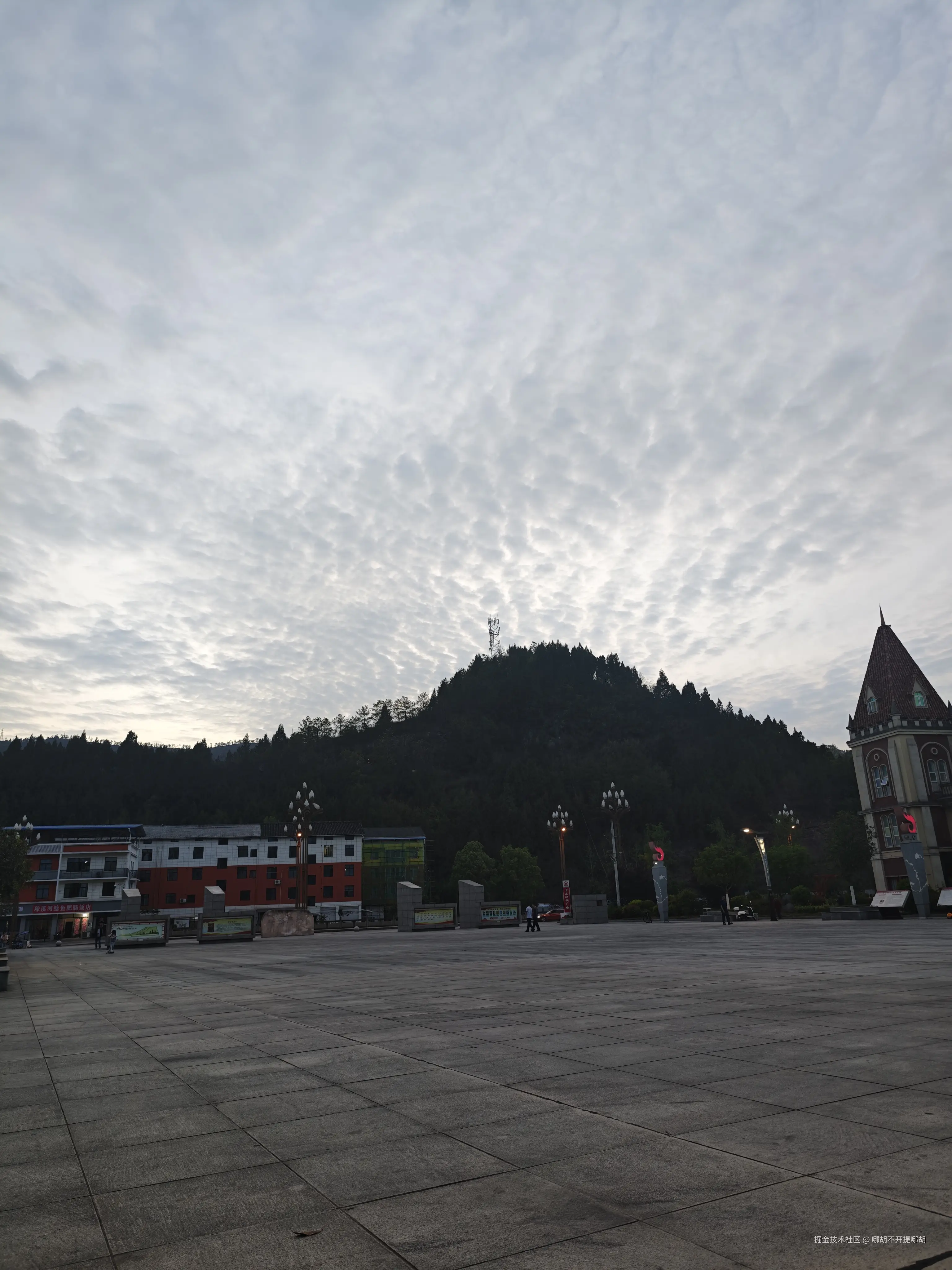 哪胡不开提哪胡于2025-04-29 08:30发布的图片