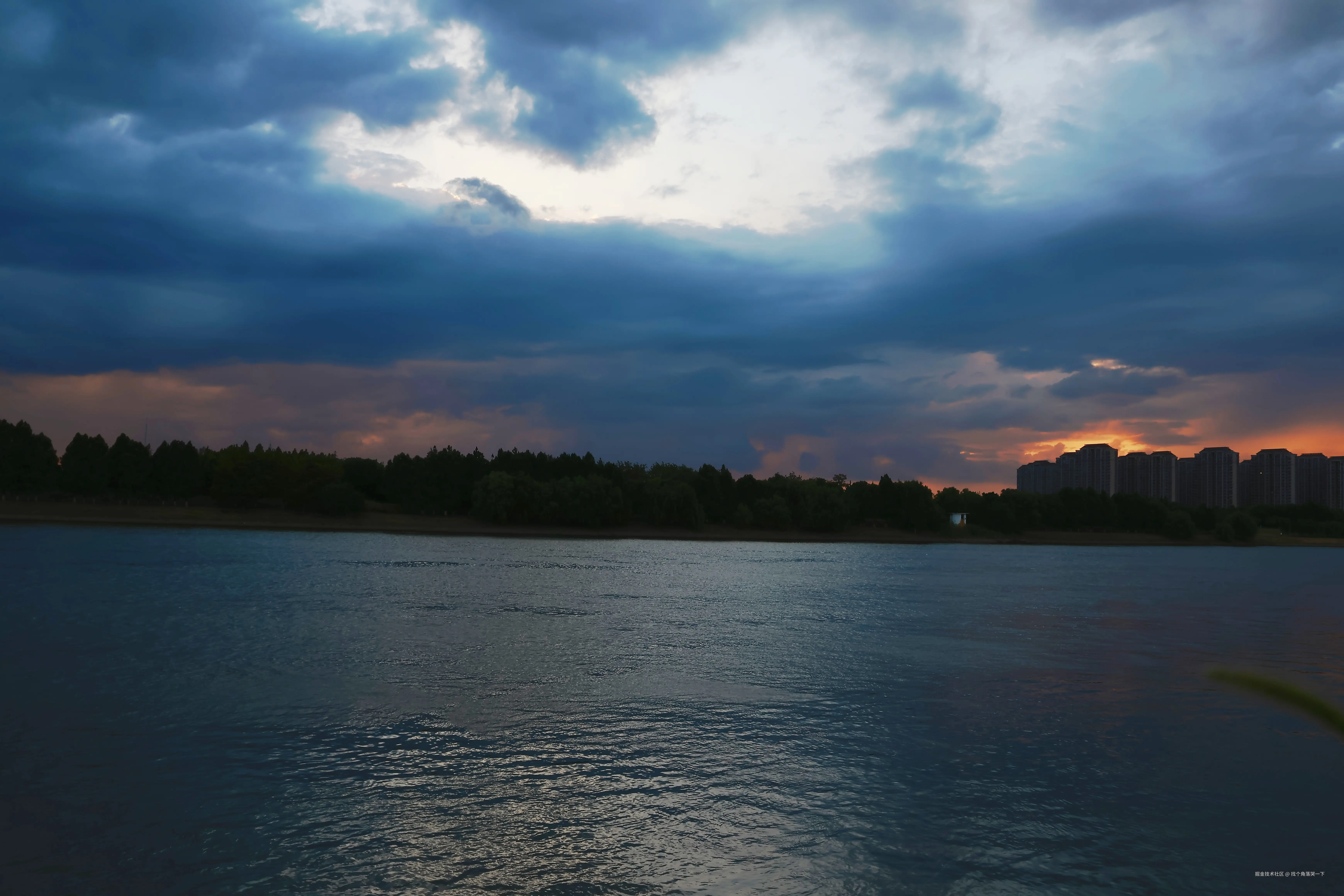 找个角落哭一下于2025-07-28 13:51发布的图片