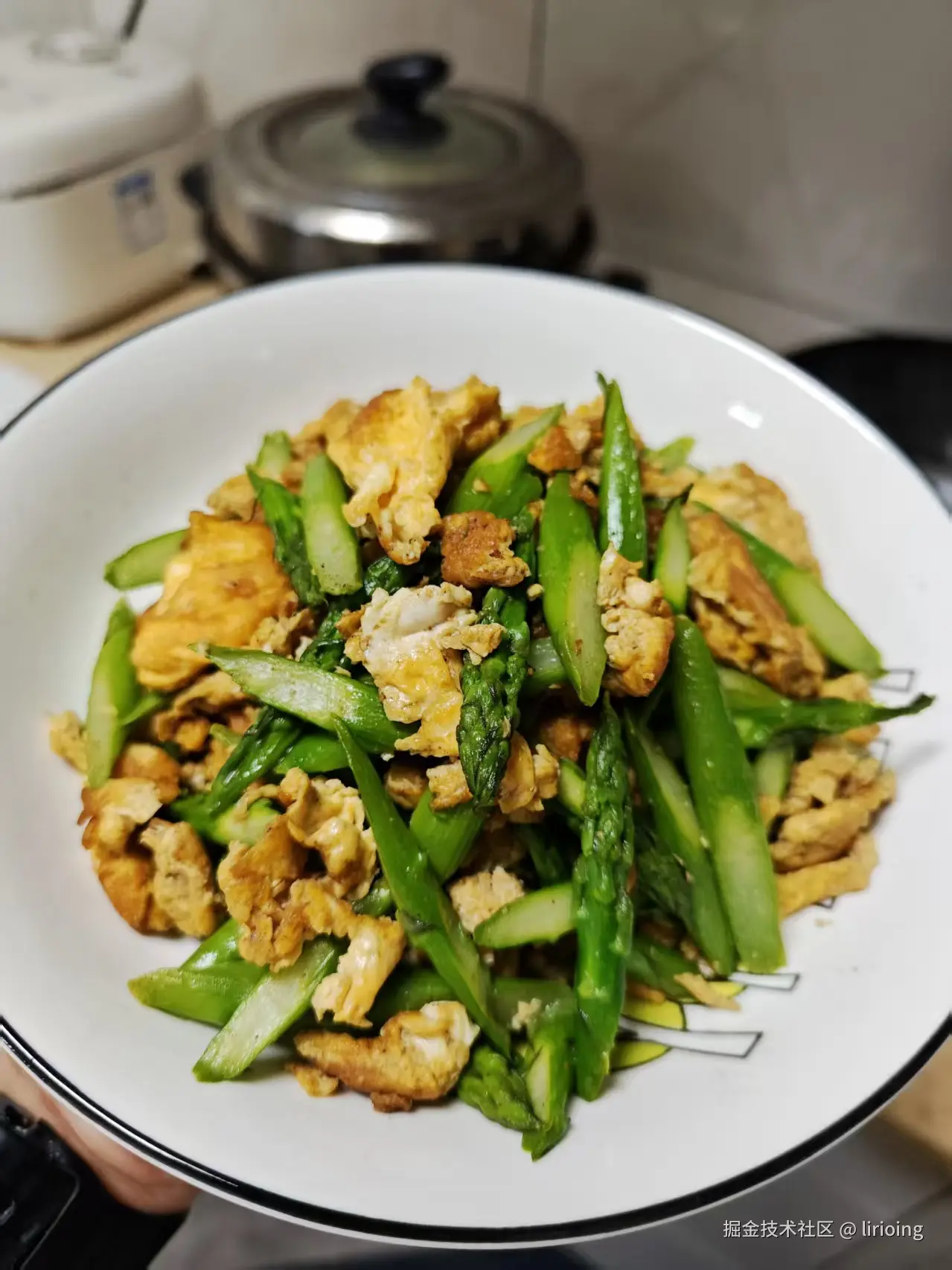 lirioing于2026-04-15 09:30发布的图片