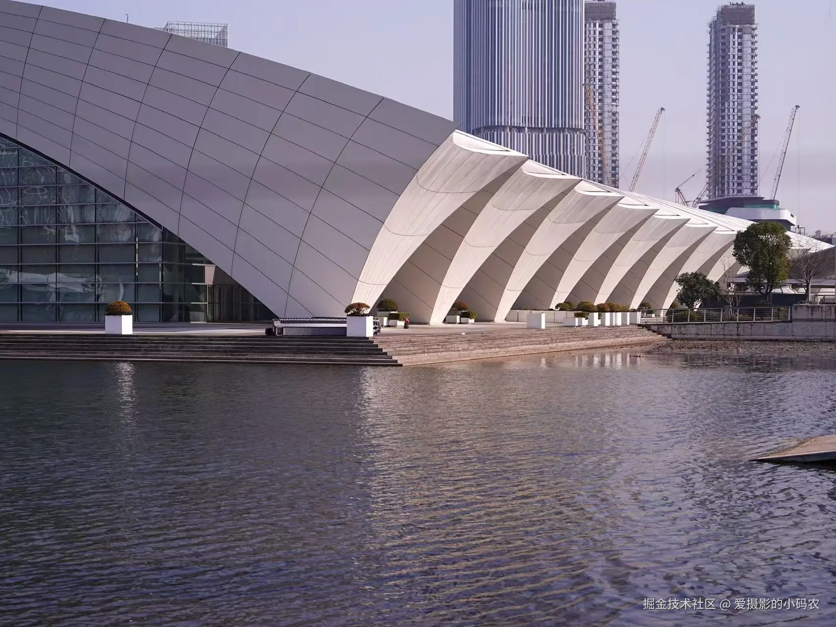 爱摄影的小码农于2024-12-24 09:54发布的图片