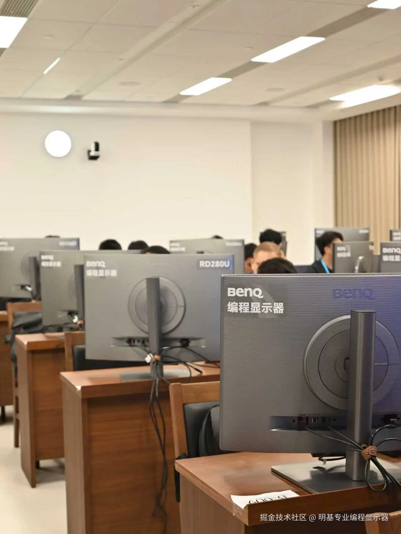 明基专业编程显示器于2025-08-14 16:01发布的图片