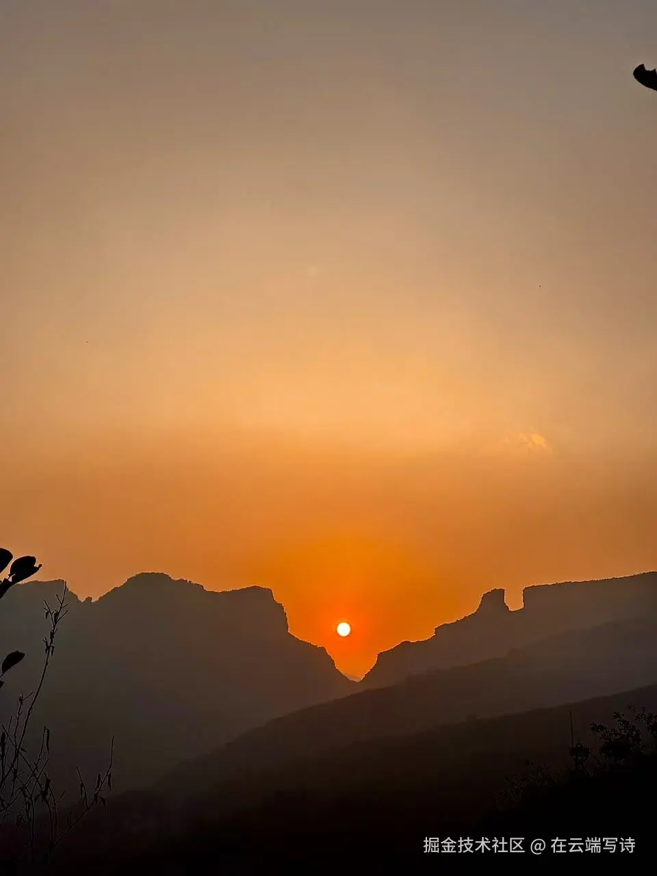 在云端写诗于2025-10-27 02:27发布的图片
