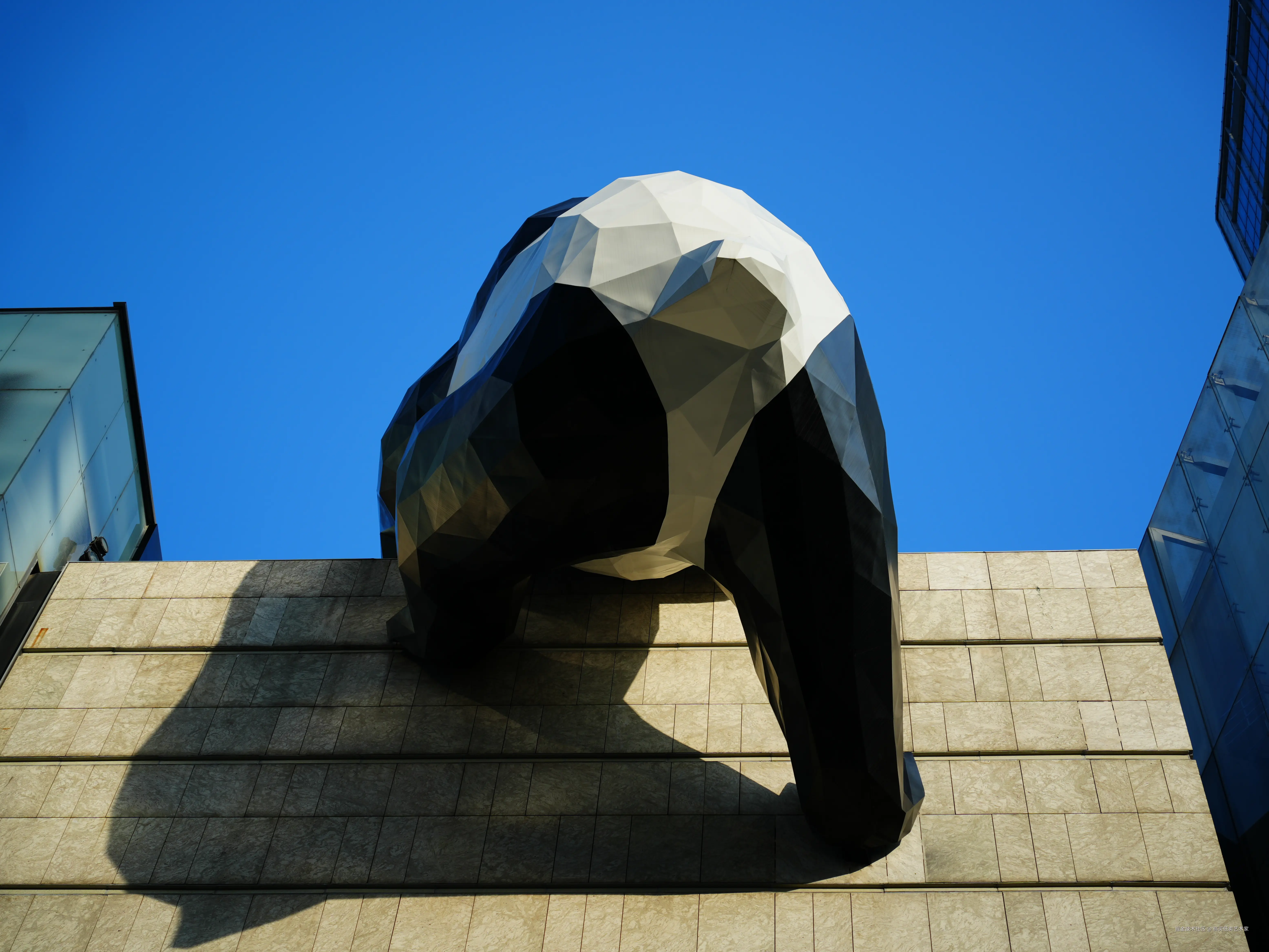 高买低卖艺术家于2024-10-06 06:22发布的图片