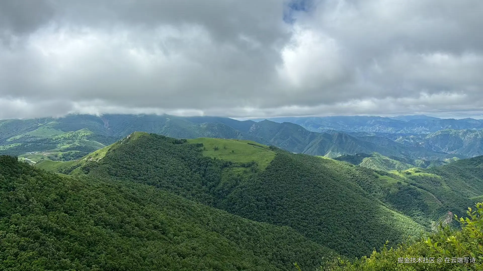 在云端写诗于2025-07-07 10:21发布的图片