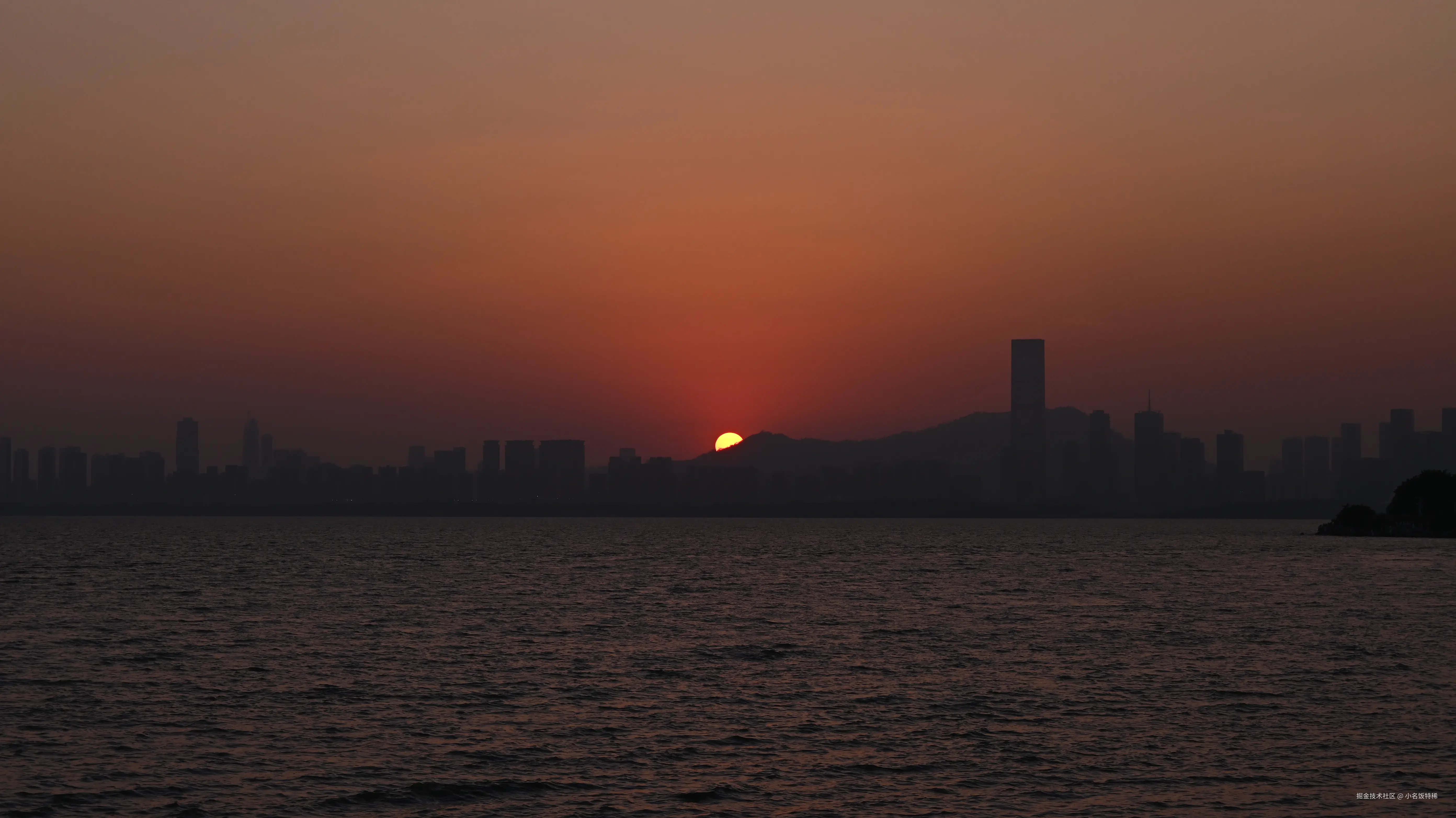 小名饭特稀于2025-11-17 09:53发布的图片