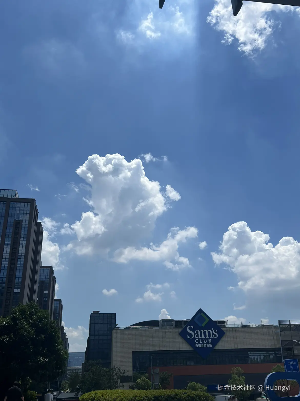 Huangyi于2024-08-10 10:13发布的图片