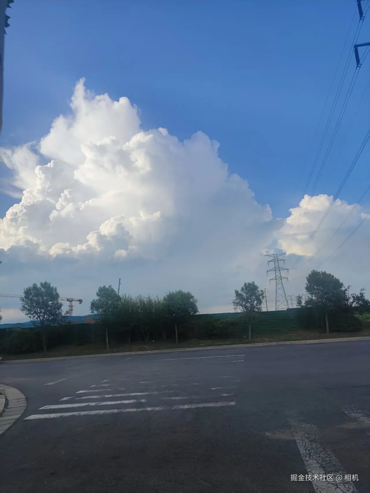 相机于2025-07-02 10:32发布的图片