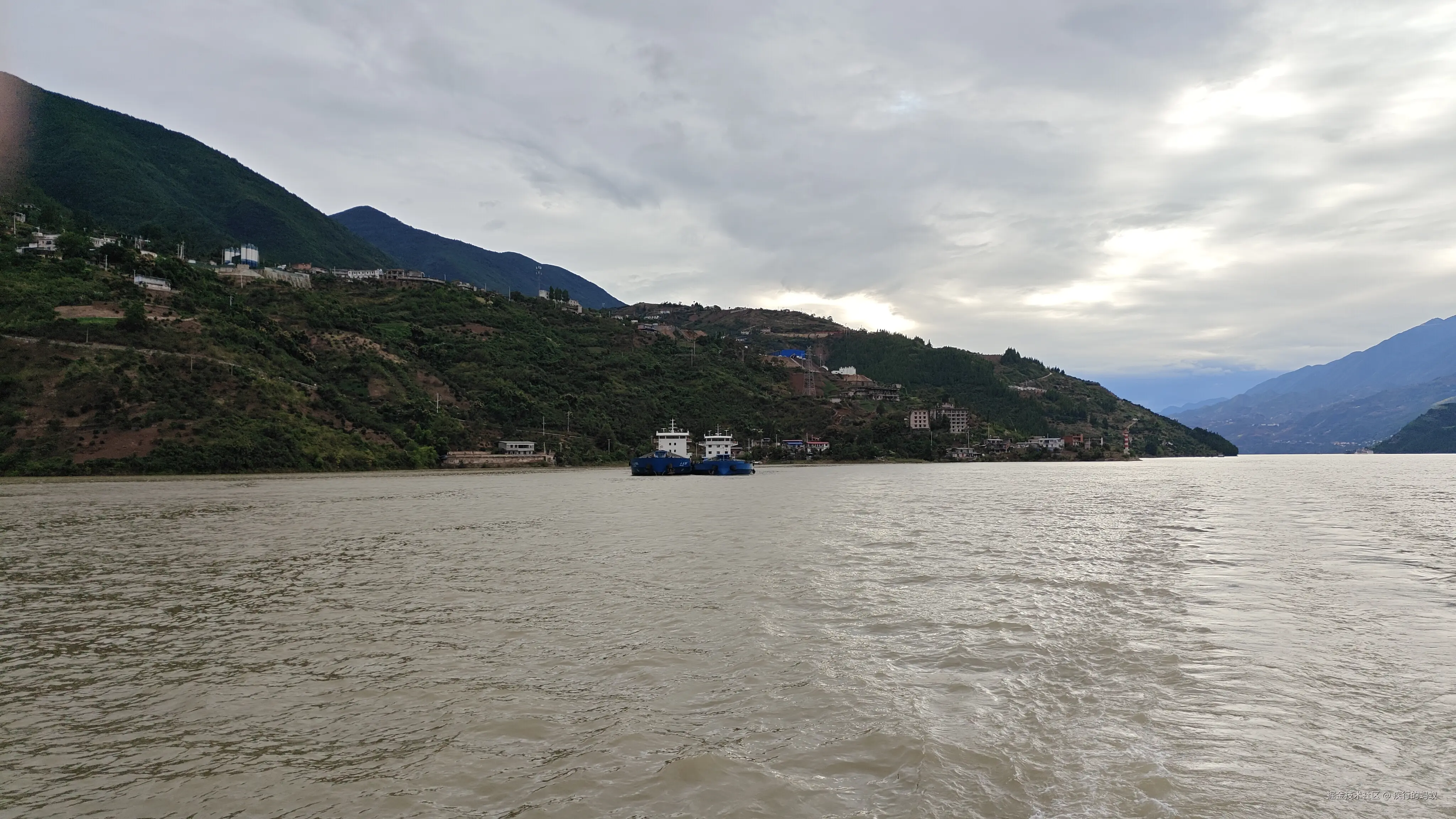 疾行的蚂蚁于2025-10-22 11:38发布的图片