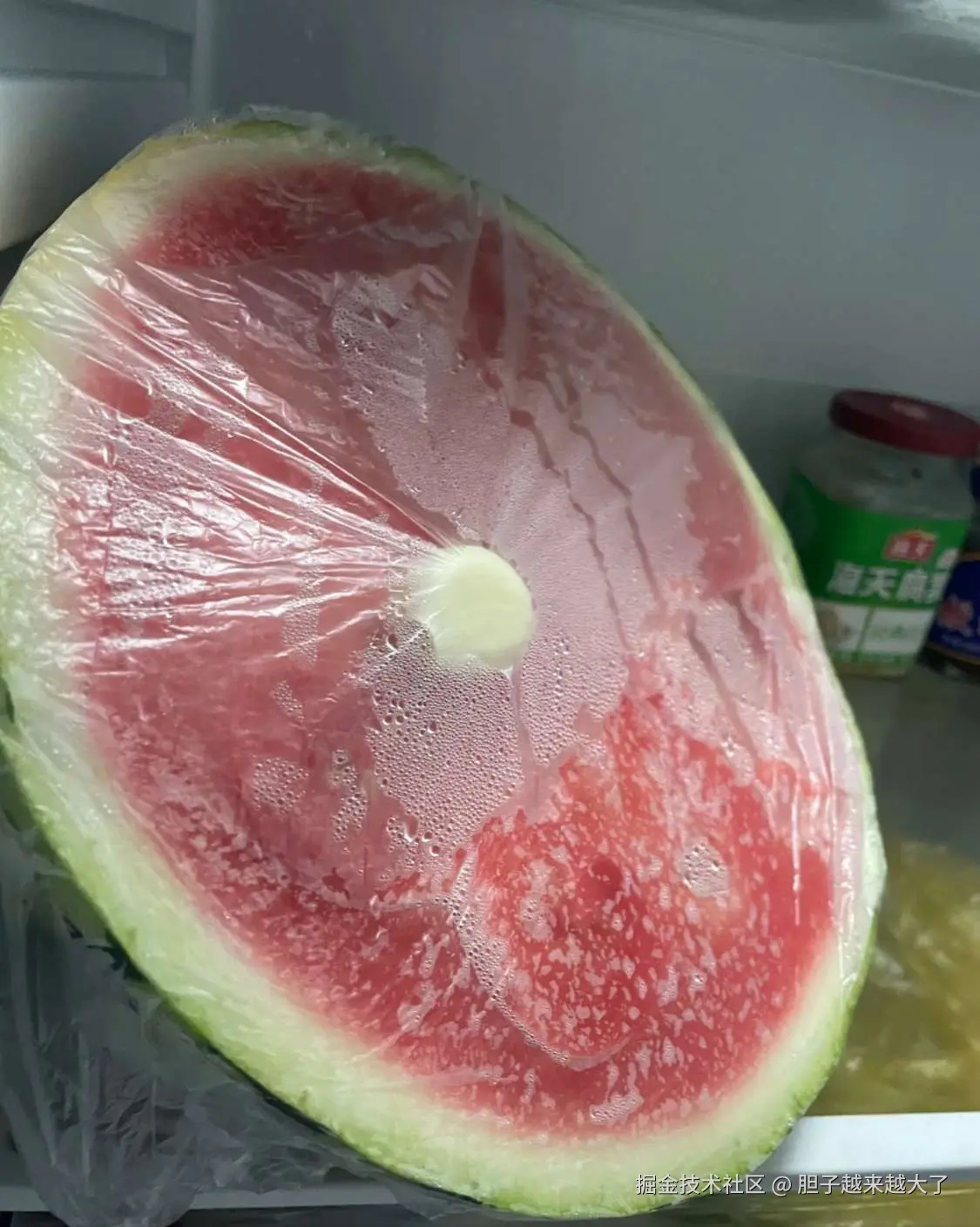 胆子越来越大了于2025-06-17 16:33发布的图片