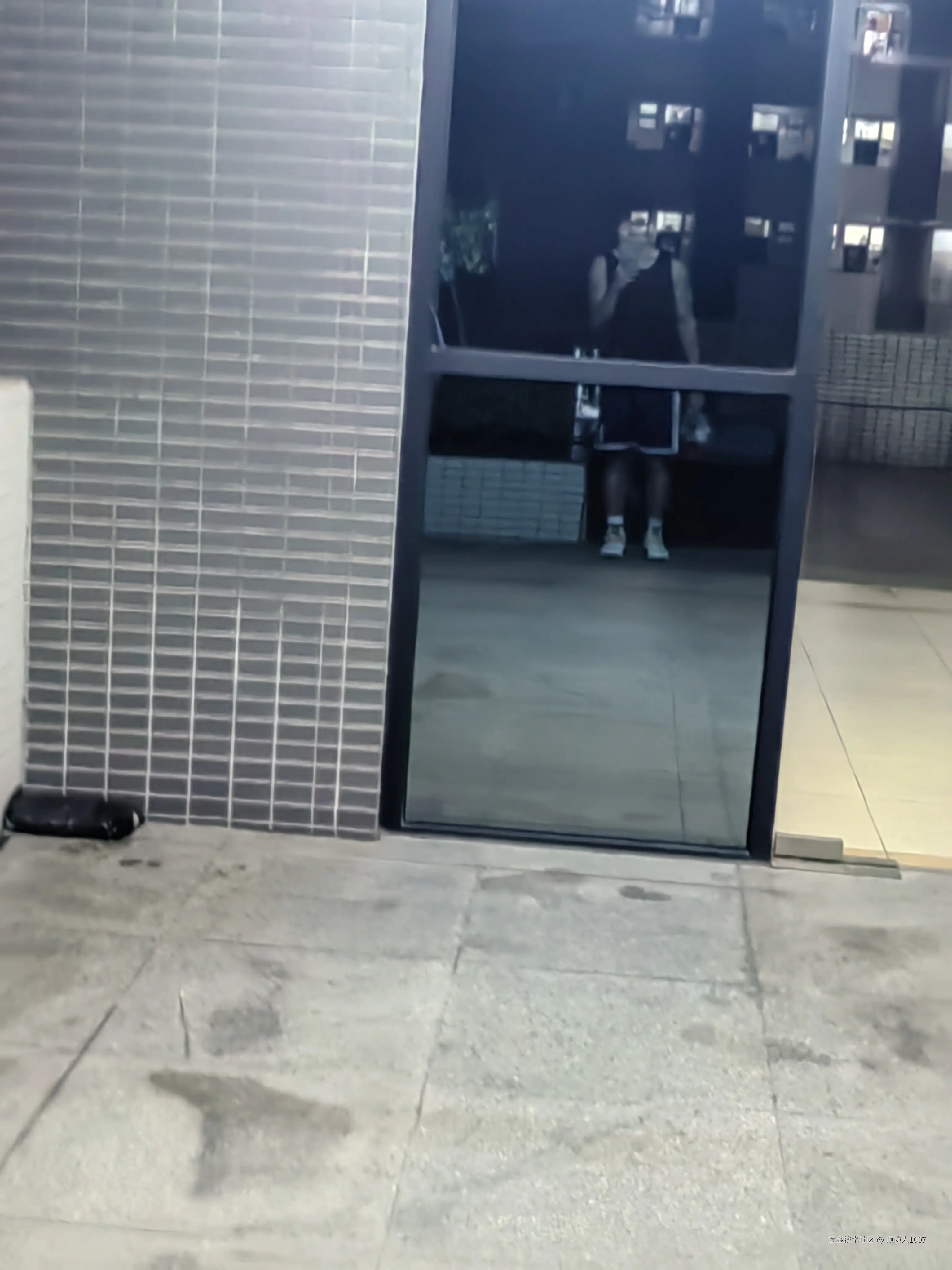 顶碗人1007于2024-11-19 00:02发布的图片