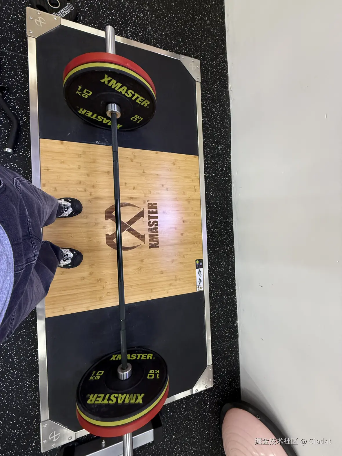 Giadat于2025-11-25 10:01发布的图片